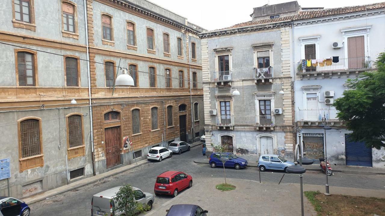 Апартаменты Saint Cristofer House Катания Экстерьер фото